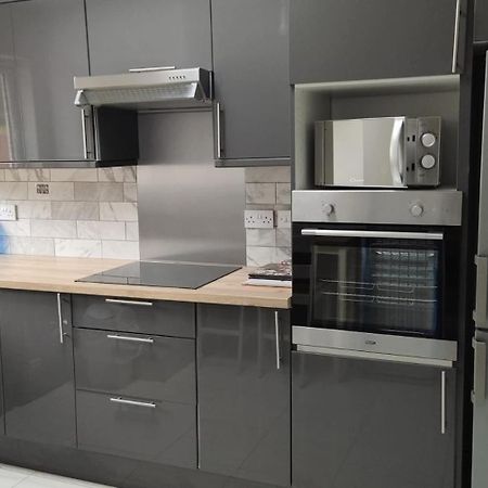 Studio With Private Kitchen Дъблин Екстериор снимка