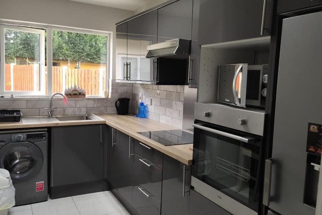 Studio With Private Kitchen Дъблин Екстериор снимка