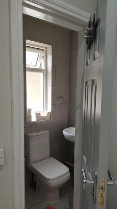 Studio With Private Kitchen Дъблин Екстериор снимка