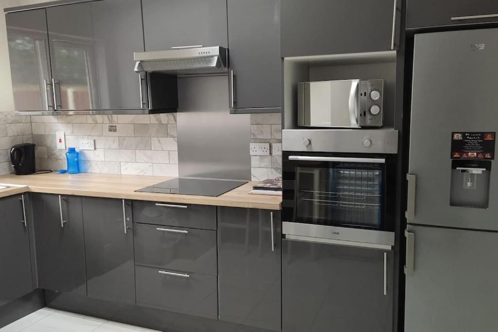 Studio With Private Kitchen Дъблин Екстериор снимка